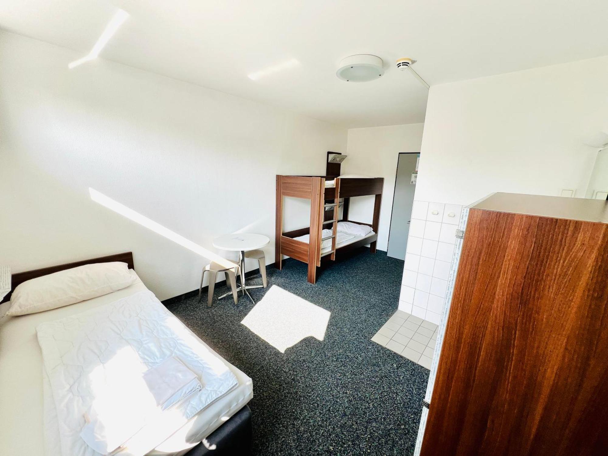 Jugendherberge City-Hostel Koeln-Riehl Εξωτερικό φωτογραφία