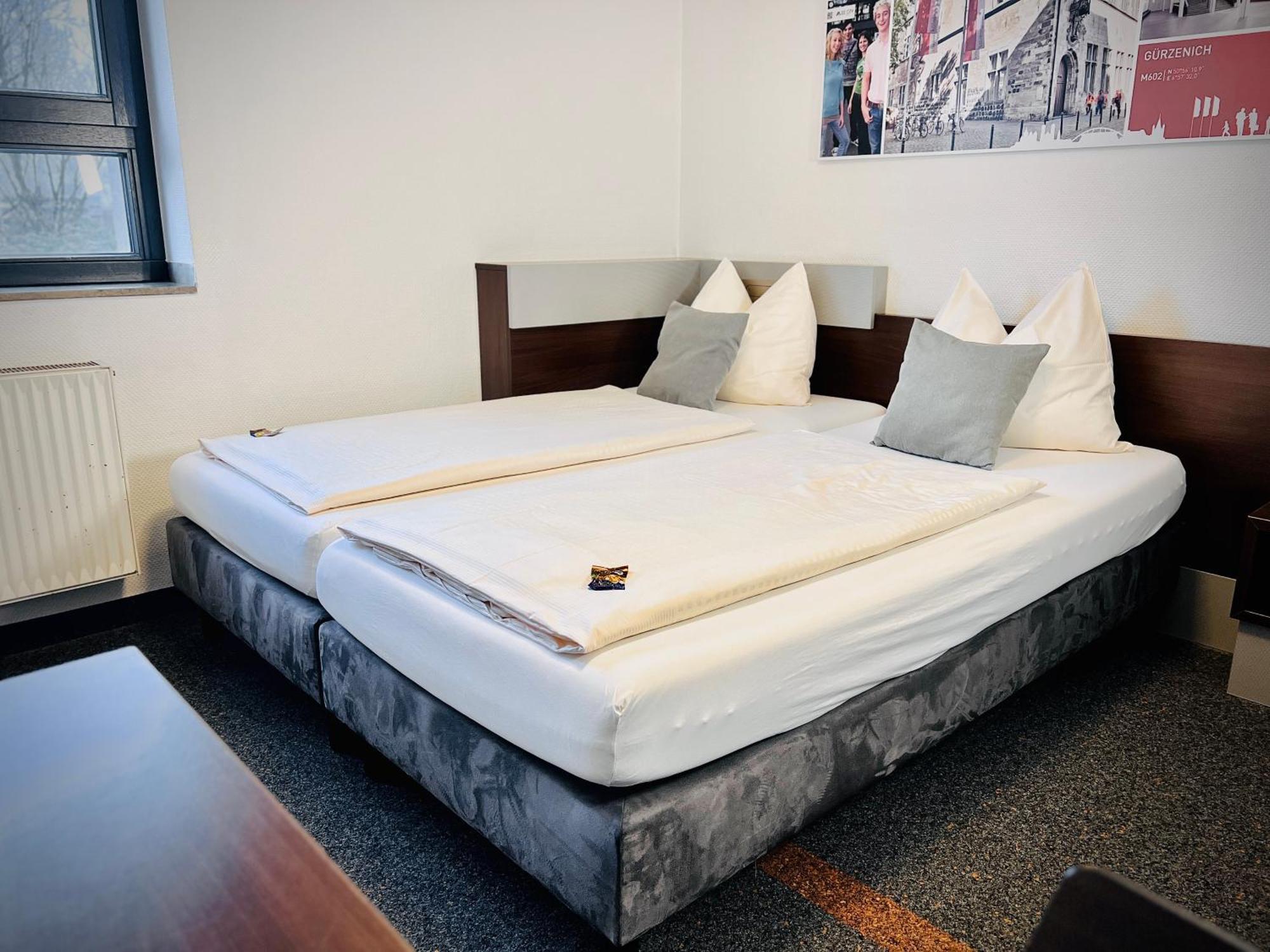 Jugendherberge City-Hostel Koeln-Riehl Εξωτερικό φωτογραφία